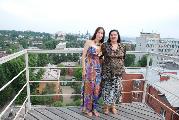 Инга Кузнецова и Светлана Василенко на одной из крыш Иркутска